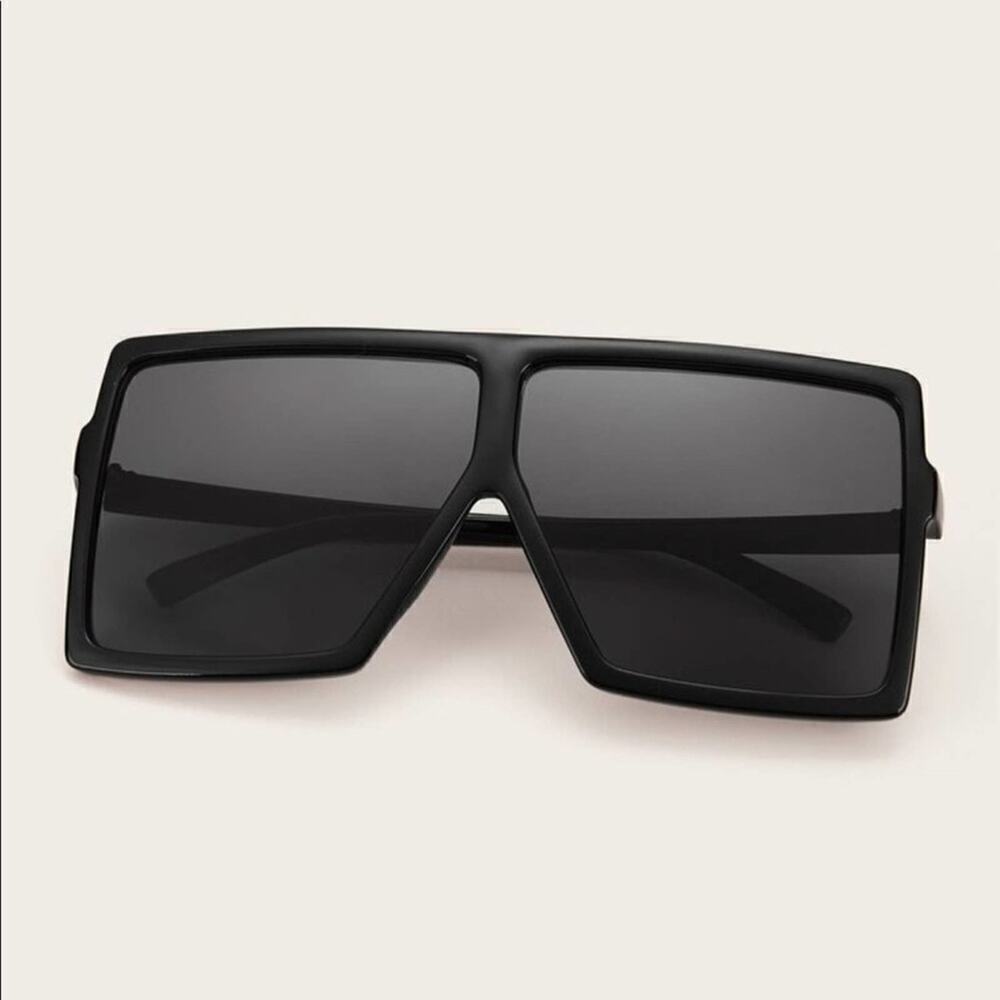 Oversized  Statement Sunglasses New​​ - Picture 10 of 12